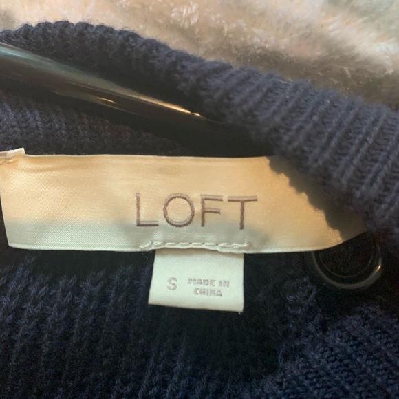 Navy LOFT sweater with bow - Picture 4 of 4